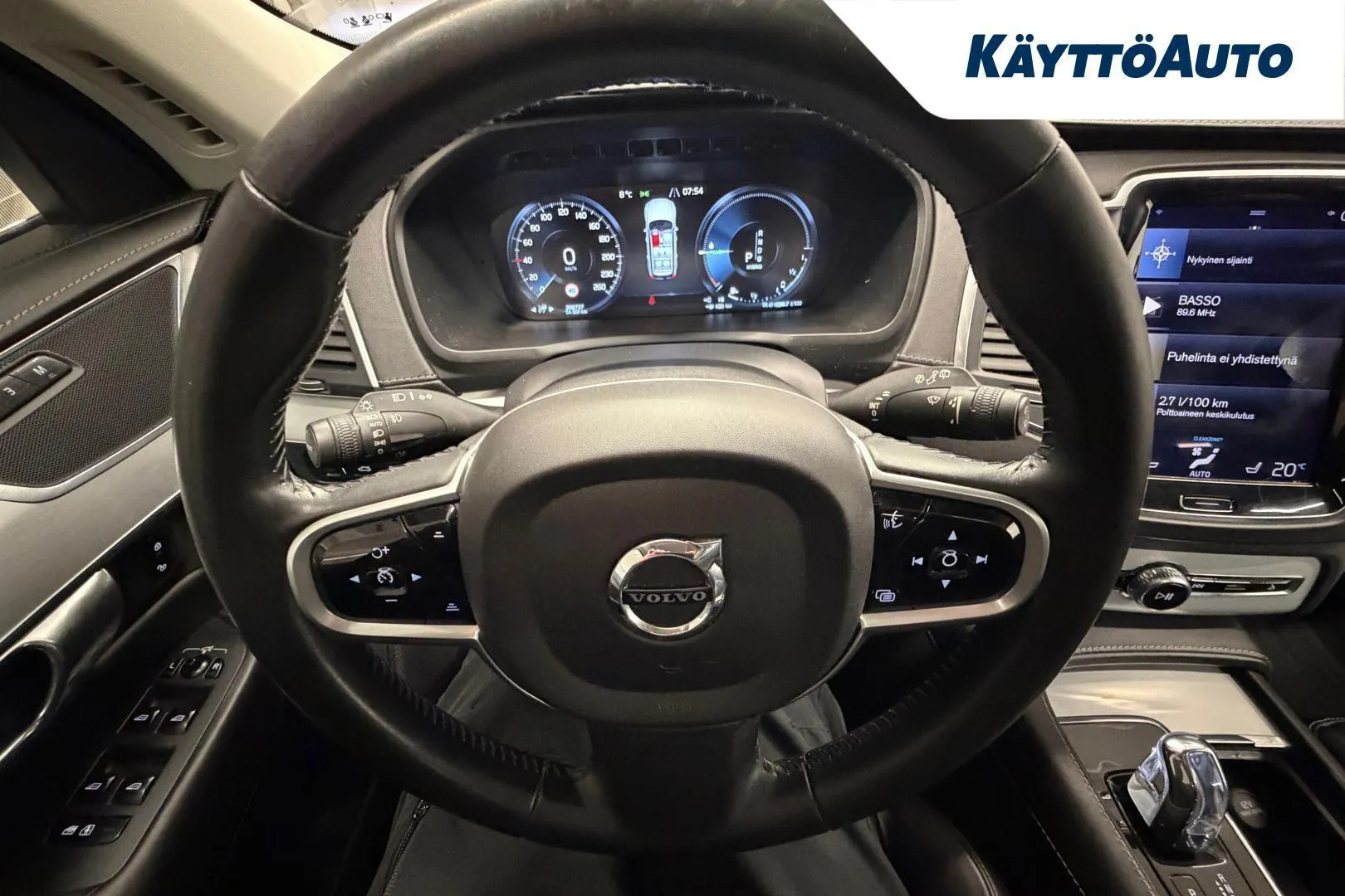 Volvo XC90 XXH-569 carousel image