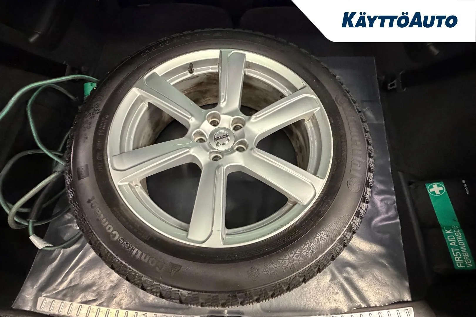 Volvo XC90 XXH-569 carousel image