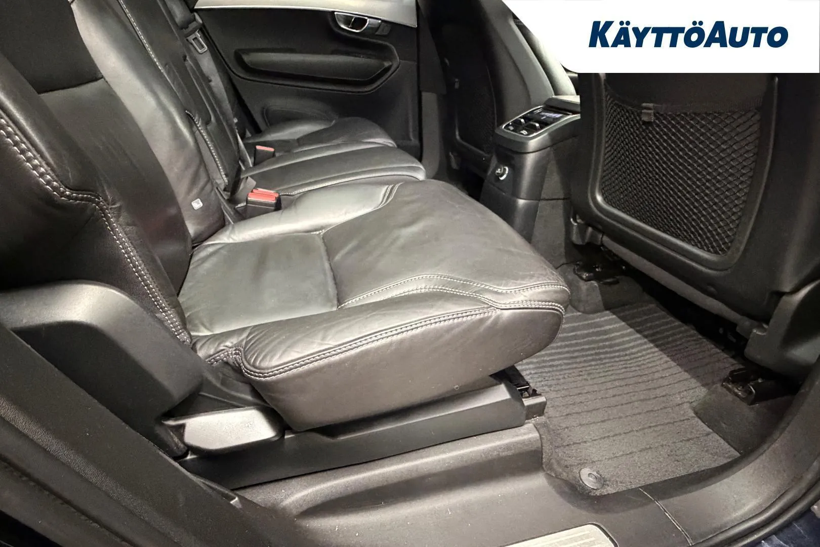 Volvo XC90 XXH-569 carousel image