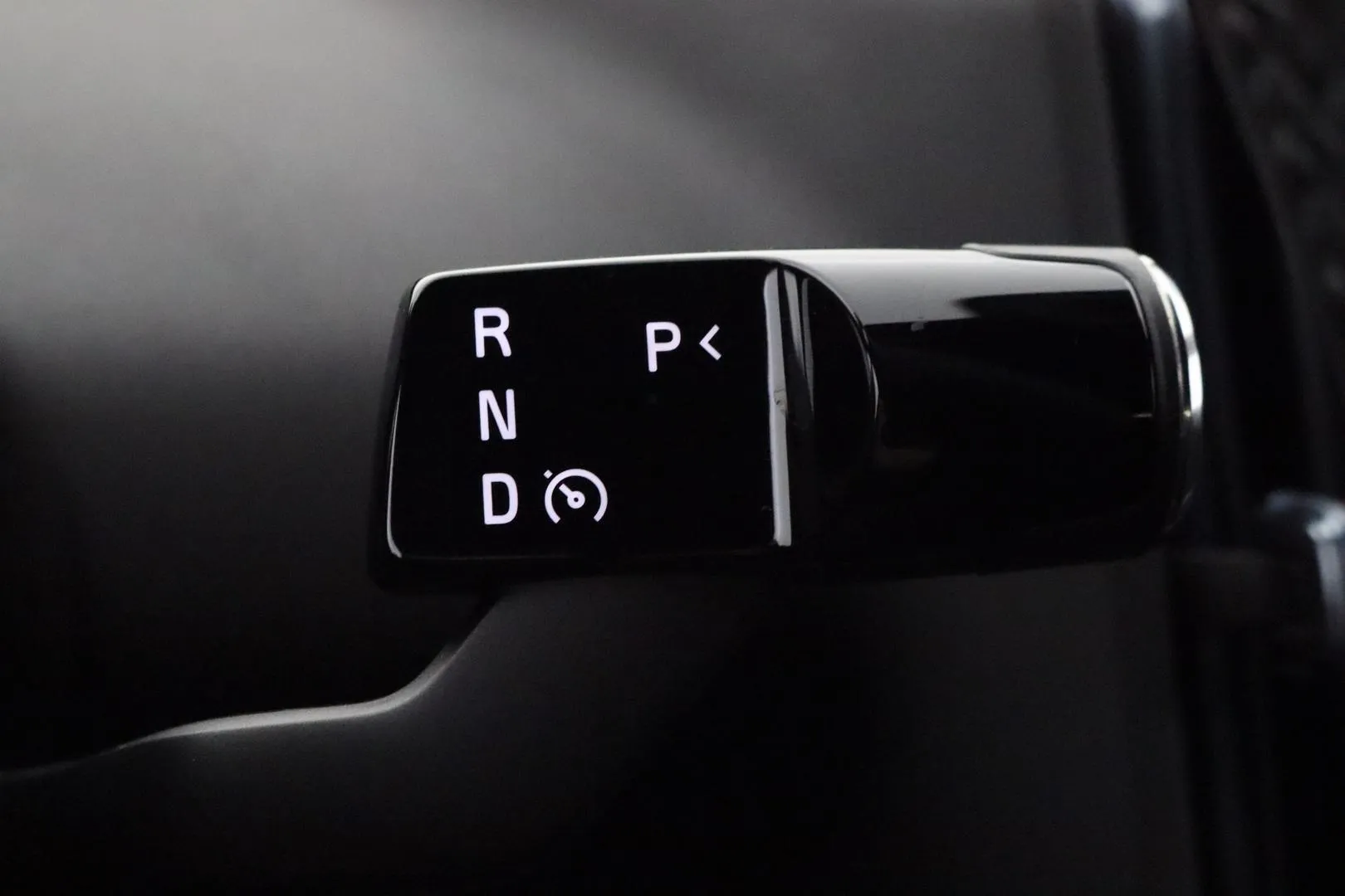 VOLVO EX30 JNO-560 carousel image