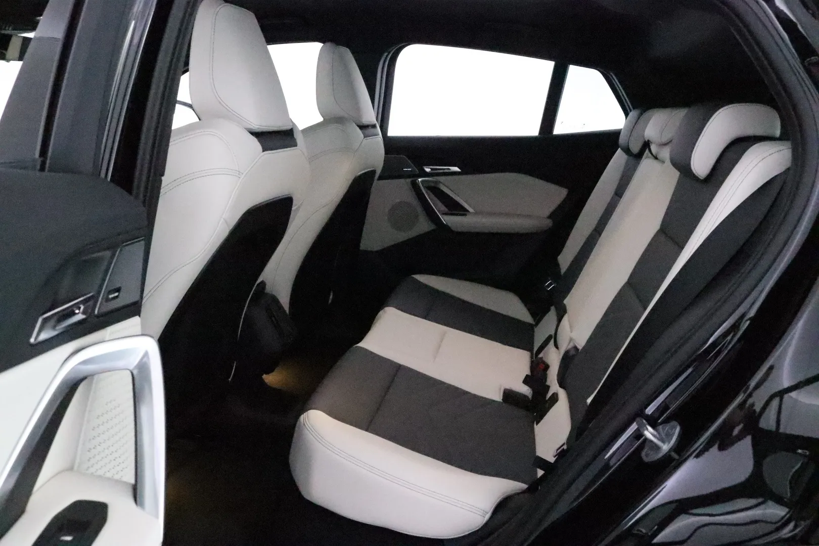 BMW iX2 FSL-859 carousel image