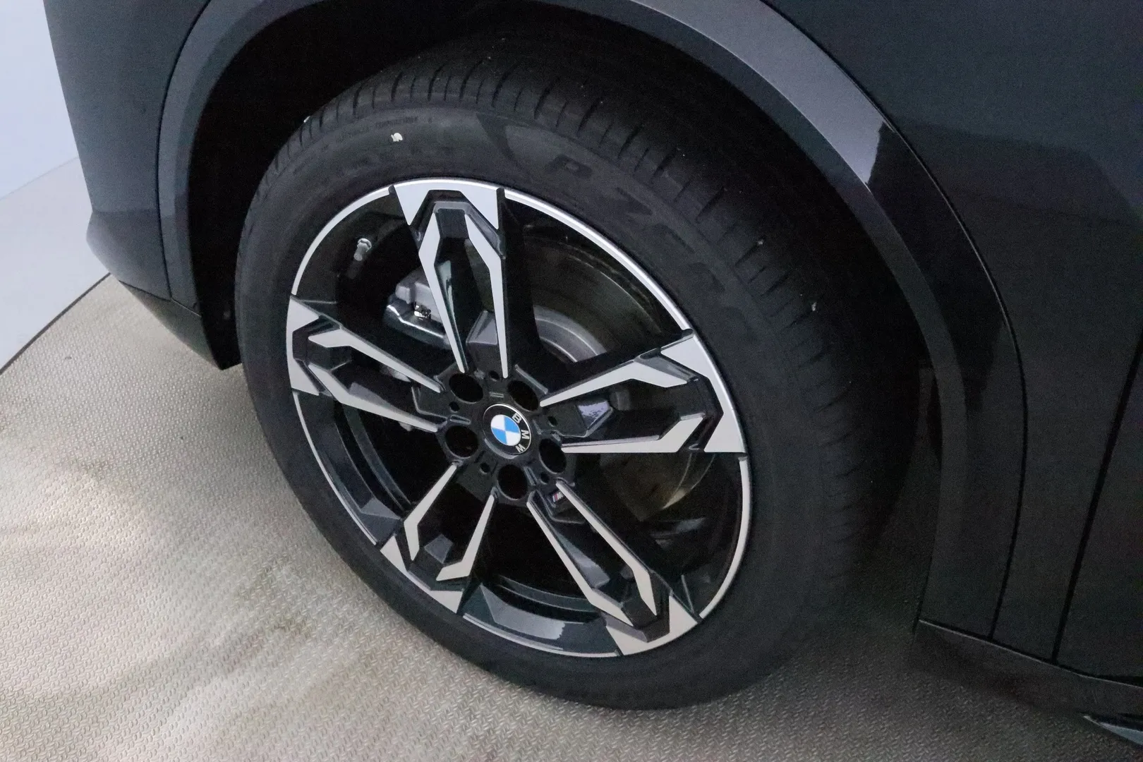 BMW iX2 FSL-859 carousel image