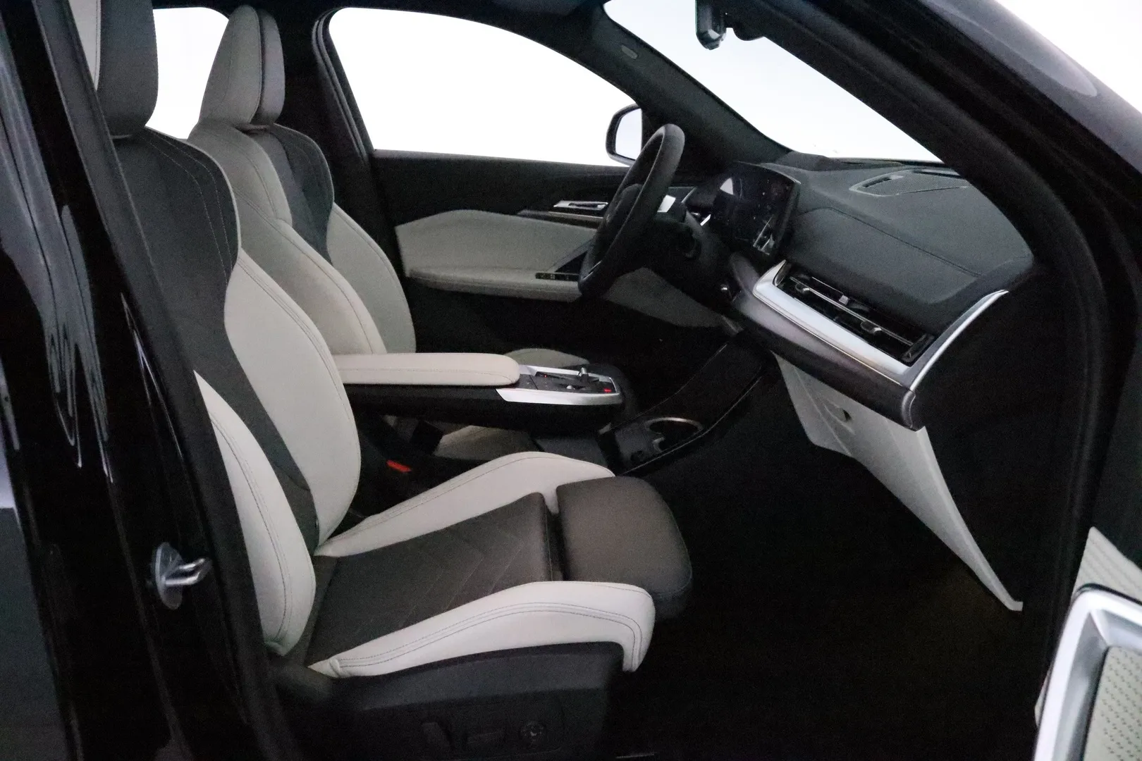 BMW iX2 FSL-859 carousel image