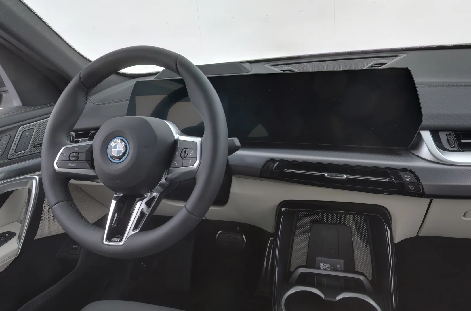 BMW iX2 FSL-859 carousel image
