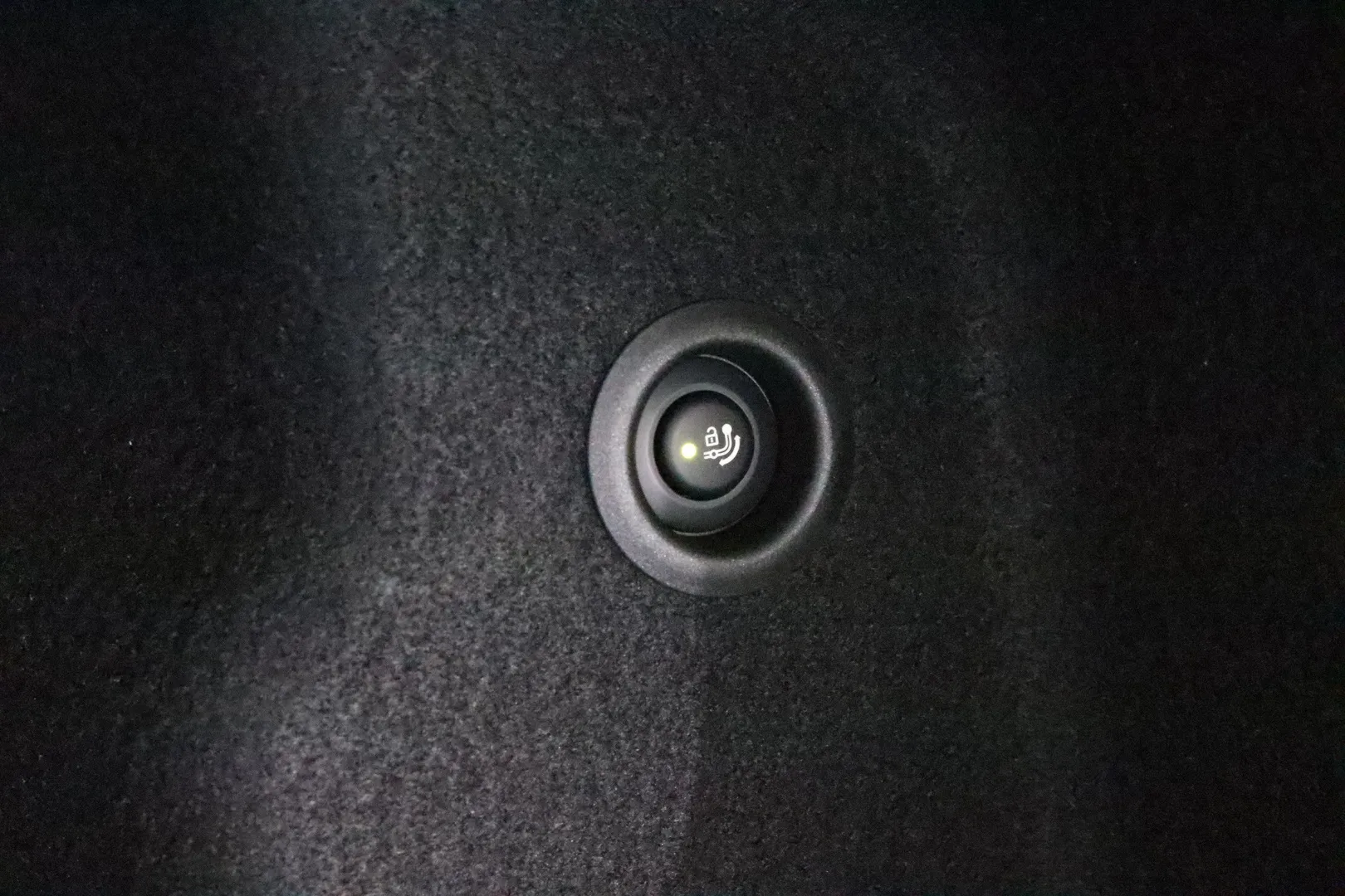 BMW iX2 FSL-859 carousel image