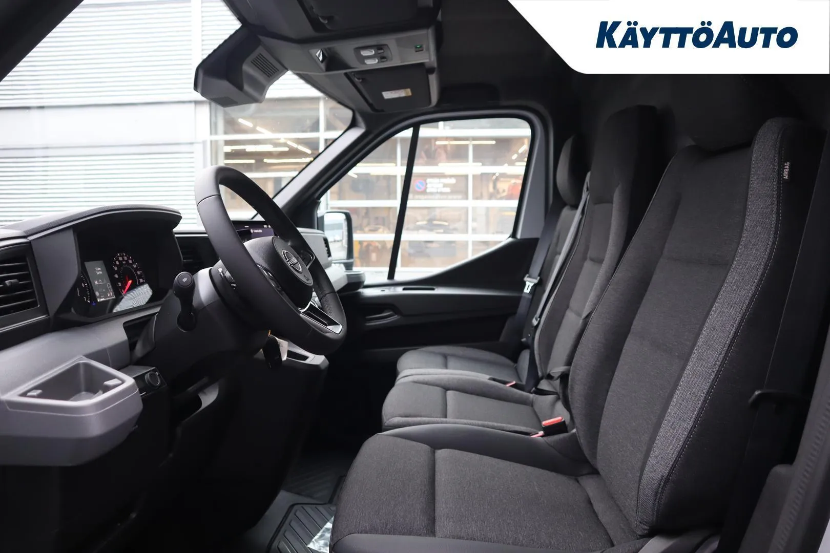 Nissan Interstar FSR-909 carousel image