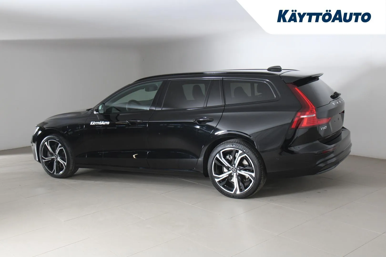 Volvo V60 NON-480 carousel image