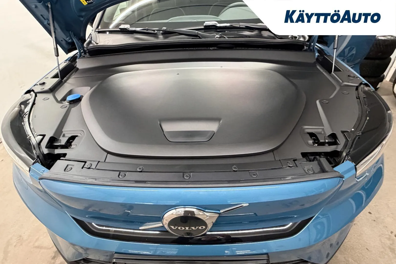 VOLVO EC40 NOH-268 carousel image