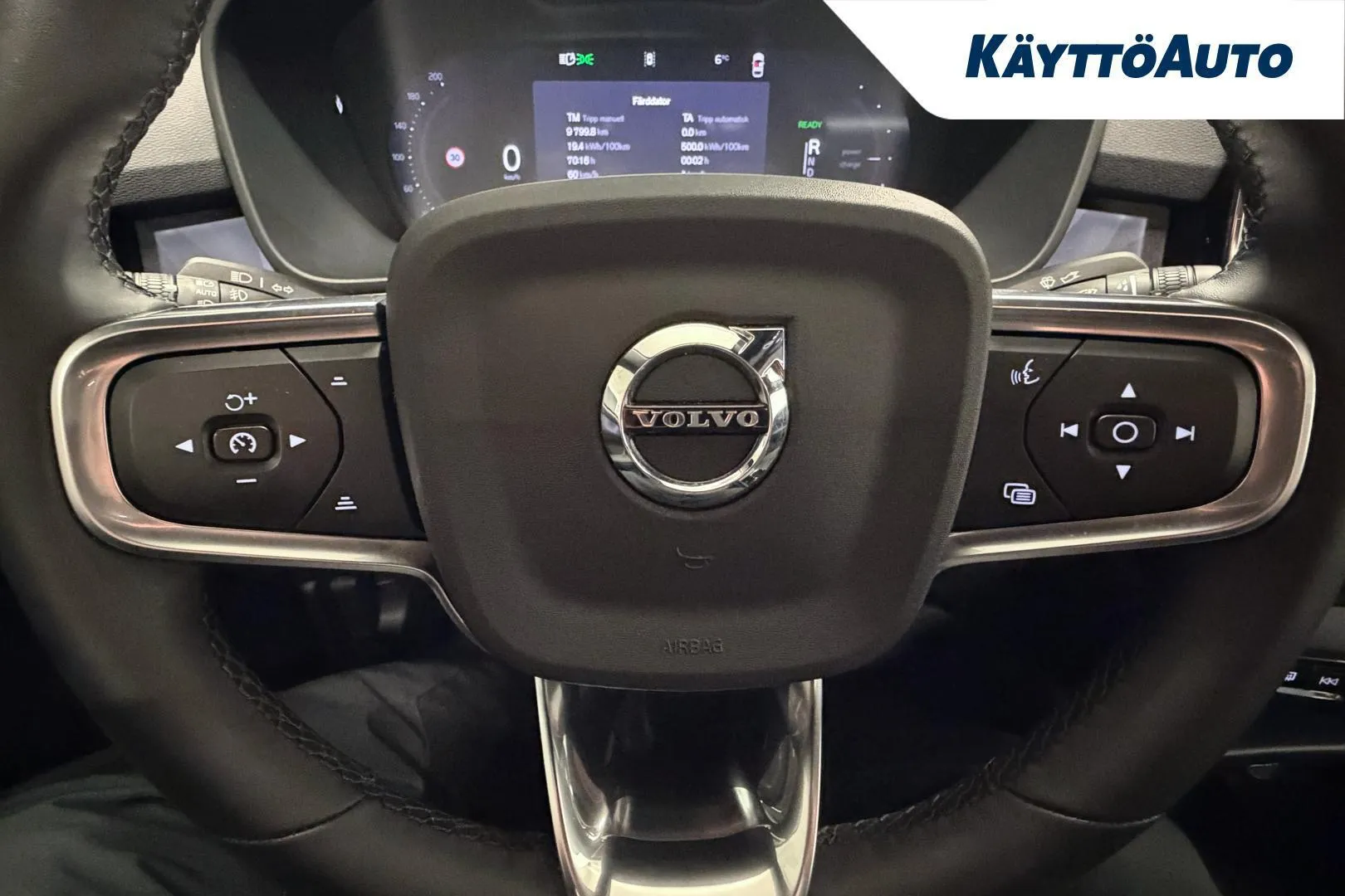 VOLVO EC40 NOH-268 carousel image