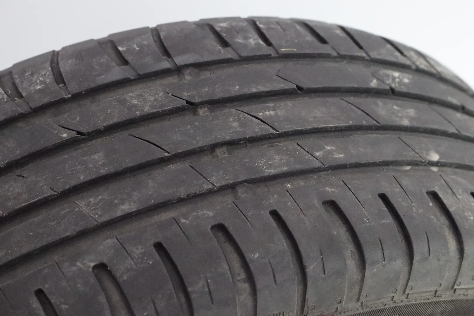 Mercedes-Benz C BXA-590 carousel image