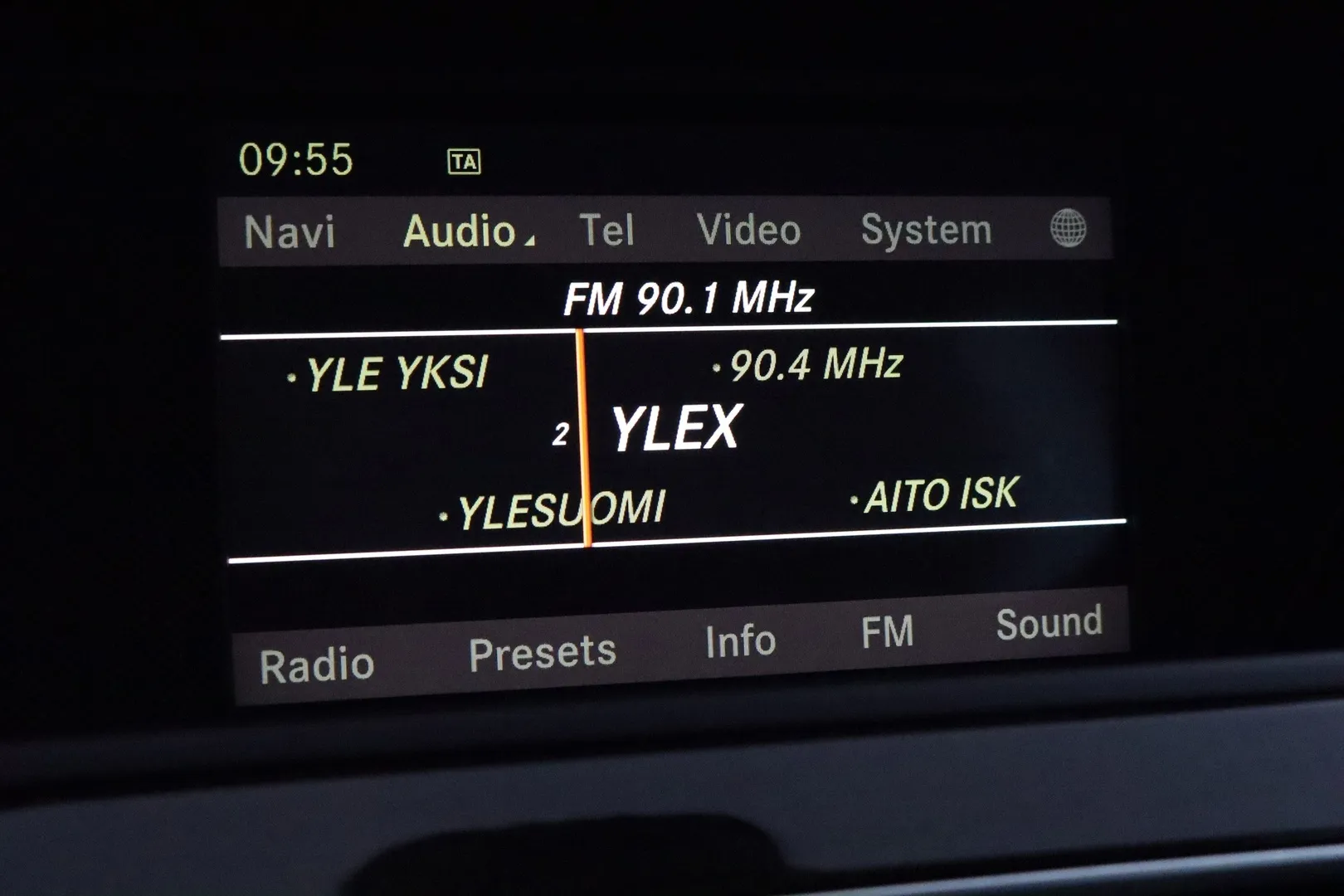 Mercedes-Benz C BXA-590 carousel image