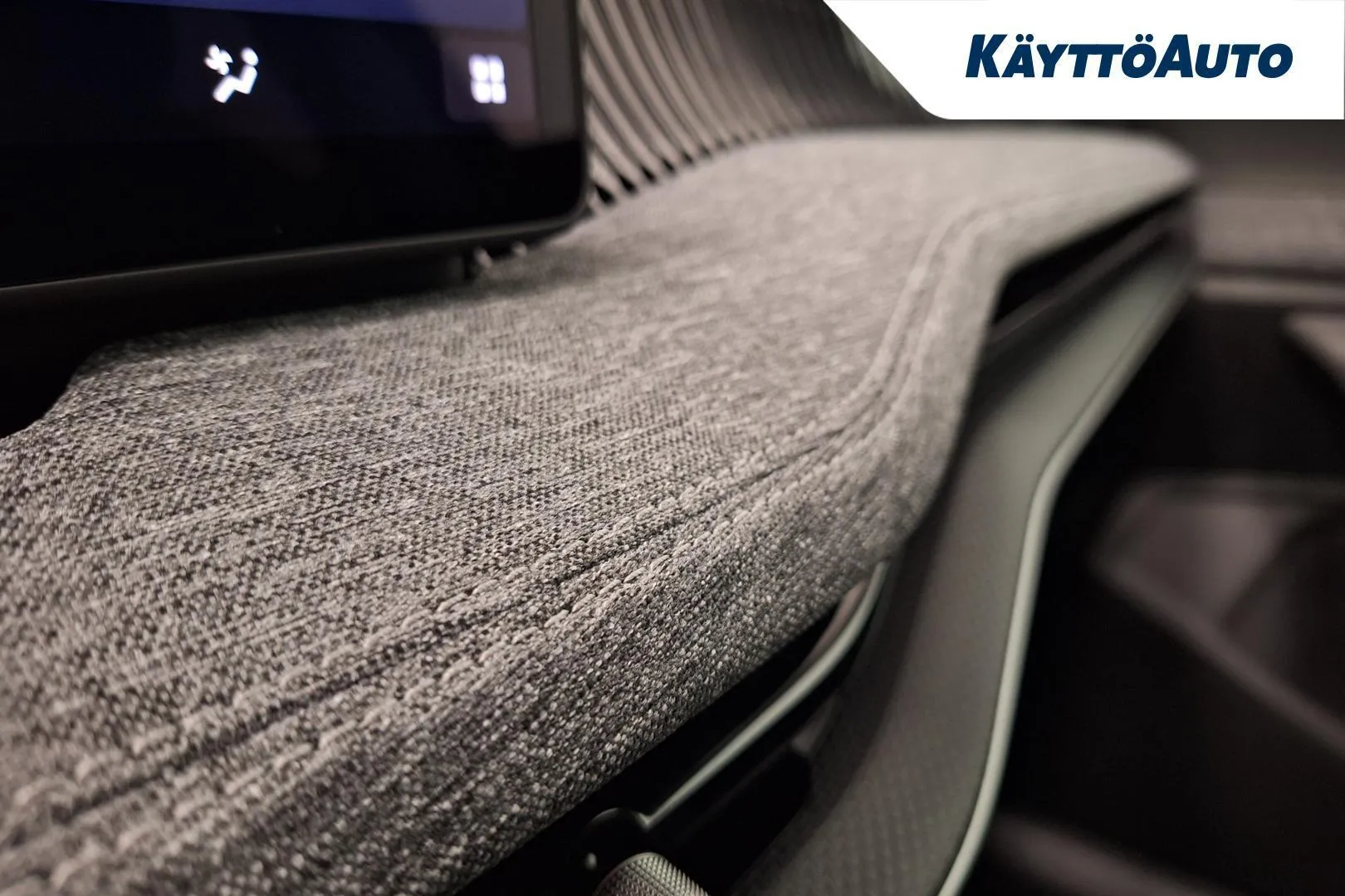 Skoda Superb ZPZ-989 carousel image