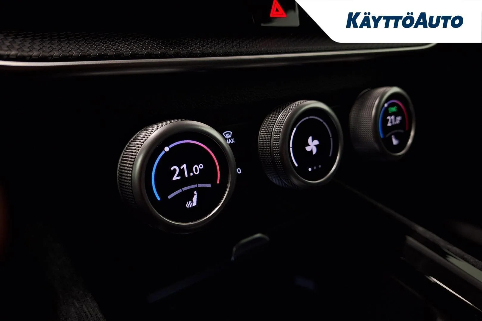 Skoda Superb ZPZ-989 carousel image