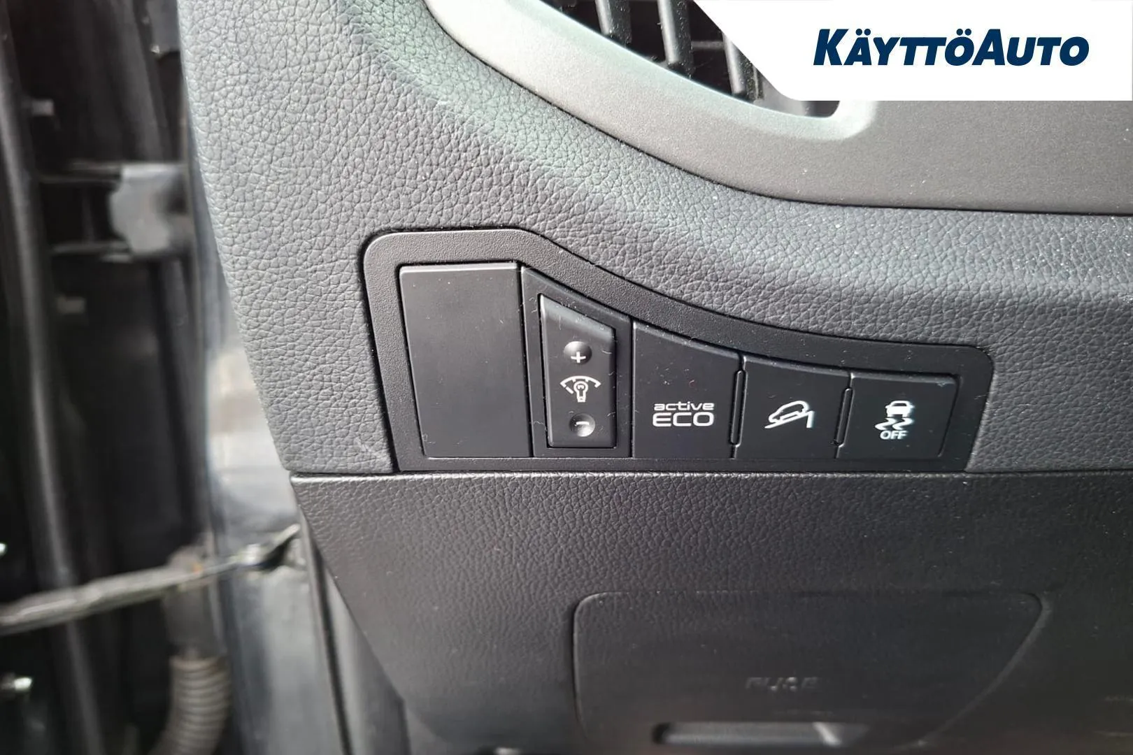 Kia Sportage XRM-682 carousel image