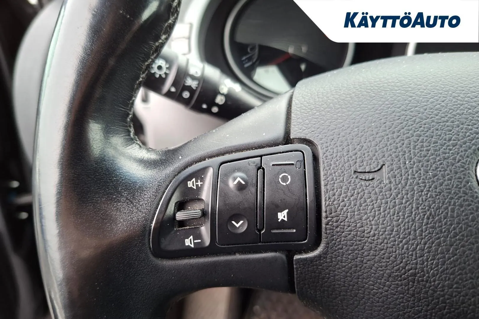 Kia Sportage XRM-682 carousel image