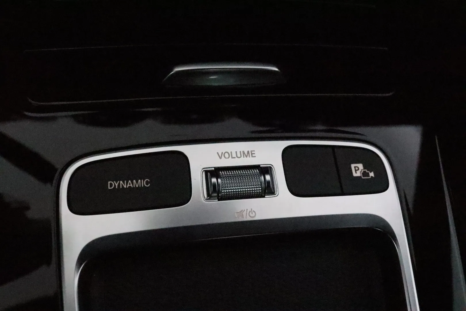 Mercedes-Benz CLA LSO-758 carousel image