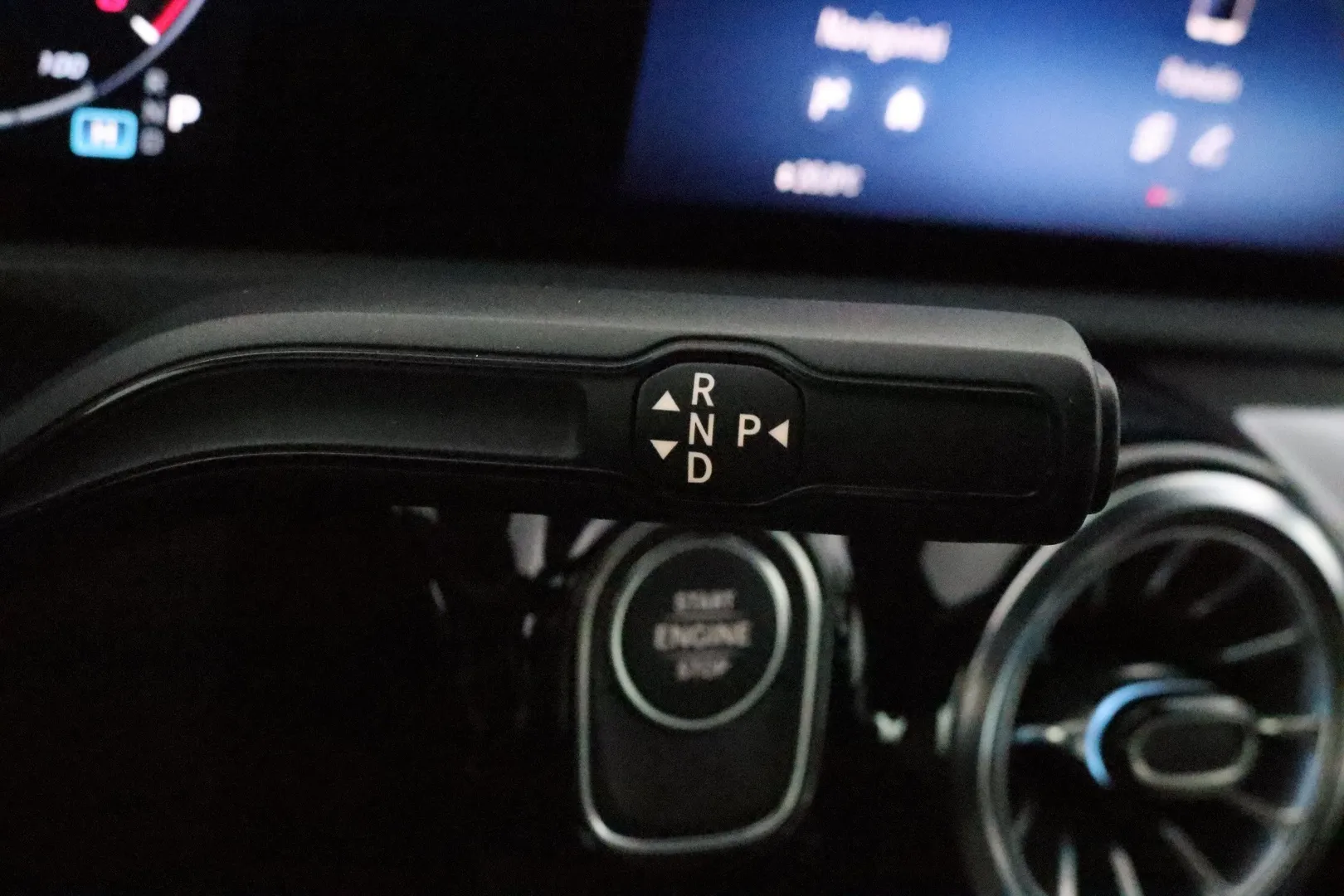 Mercedes-Benz CLA LSO-758 carousel image