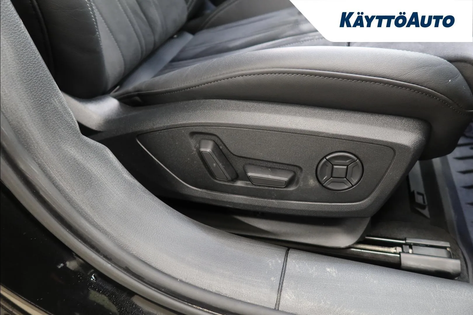 Audi A6 CRZ-957 carousel image