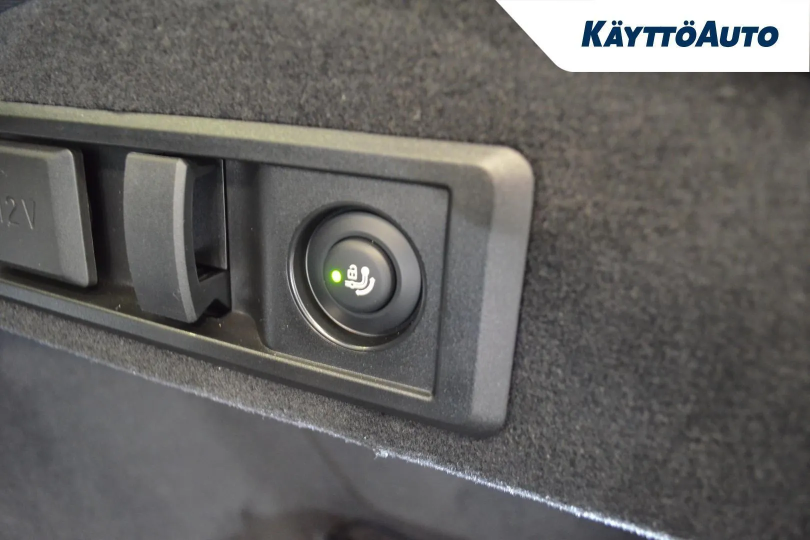 BMW I4 M60 YMC-374 carousel image