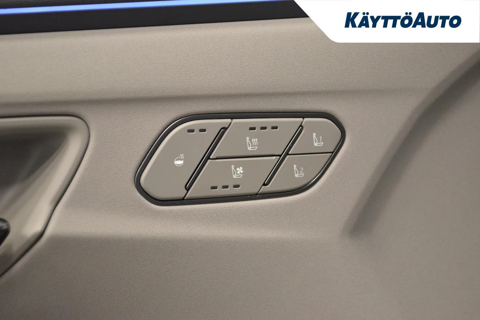 Kia EV5 XTS-680 carousel image