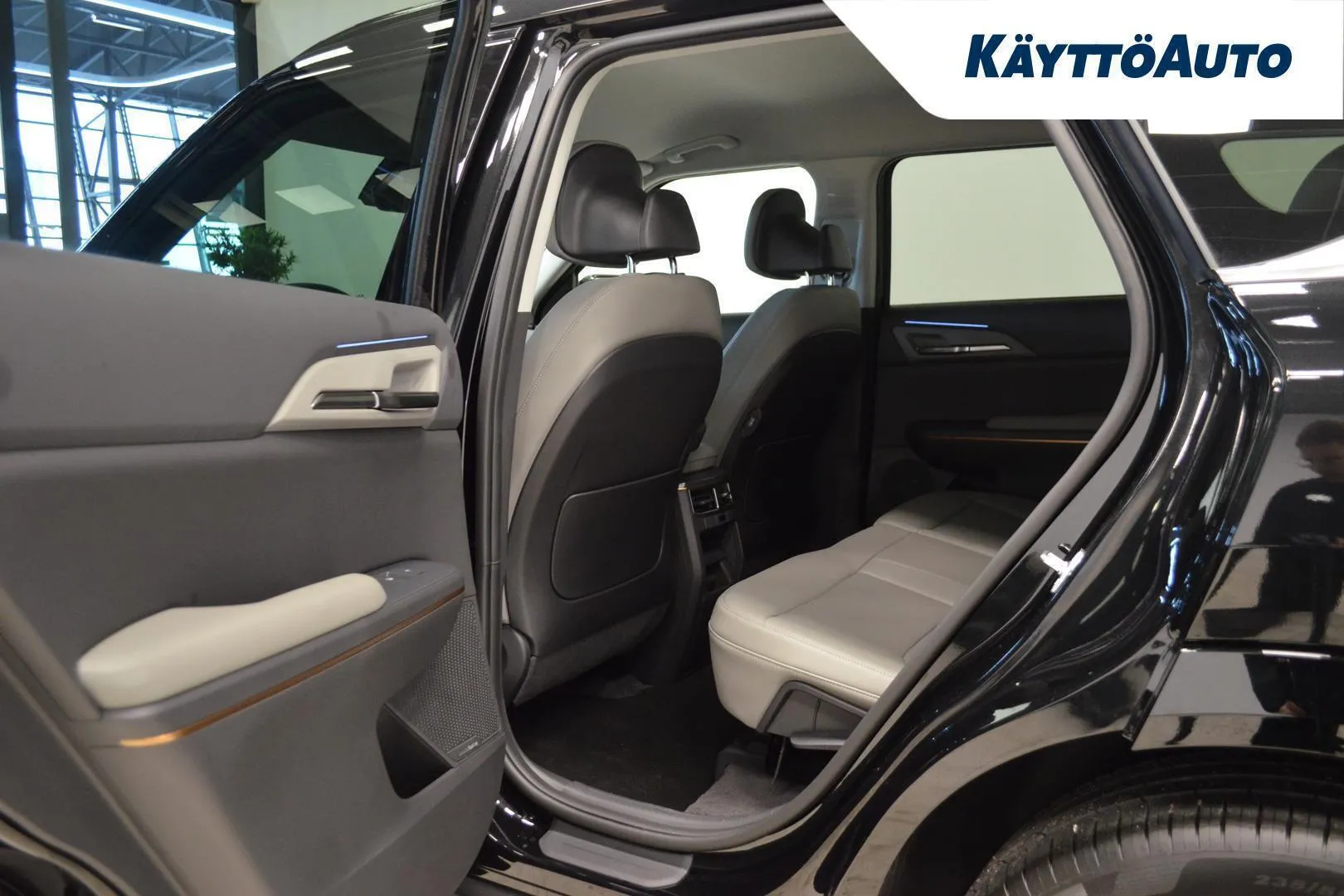 Kia EV5 XTS-680 carousel image