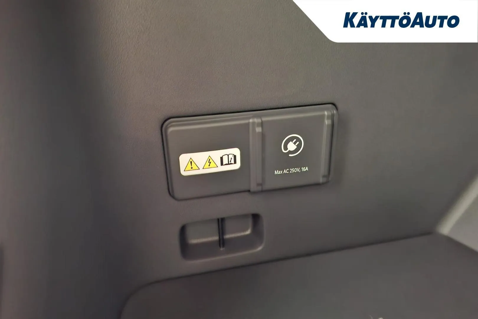 Kia EV5 XTS-680 carousel image