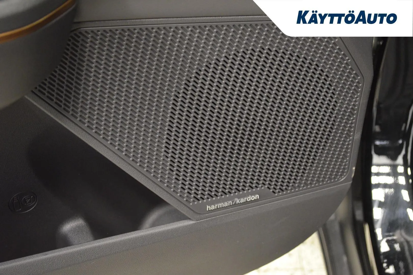 Kia EV5 XTS-680 carousel image