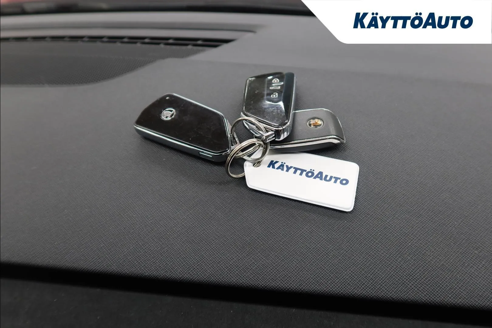 Skoda Octavia KVR-379 carousel image