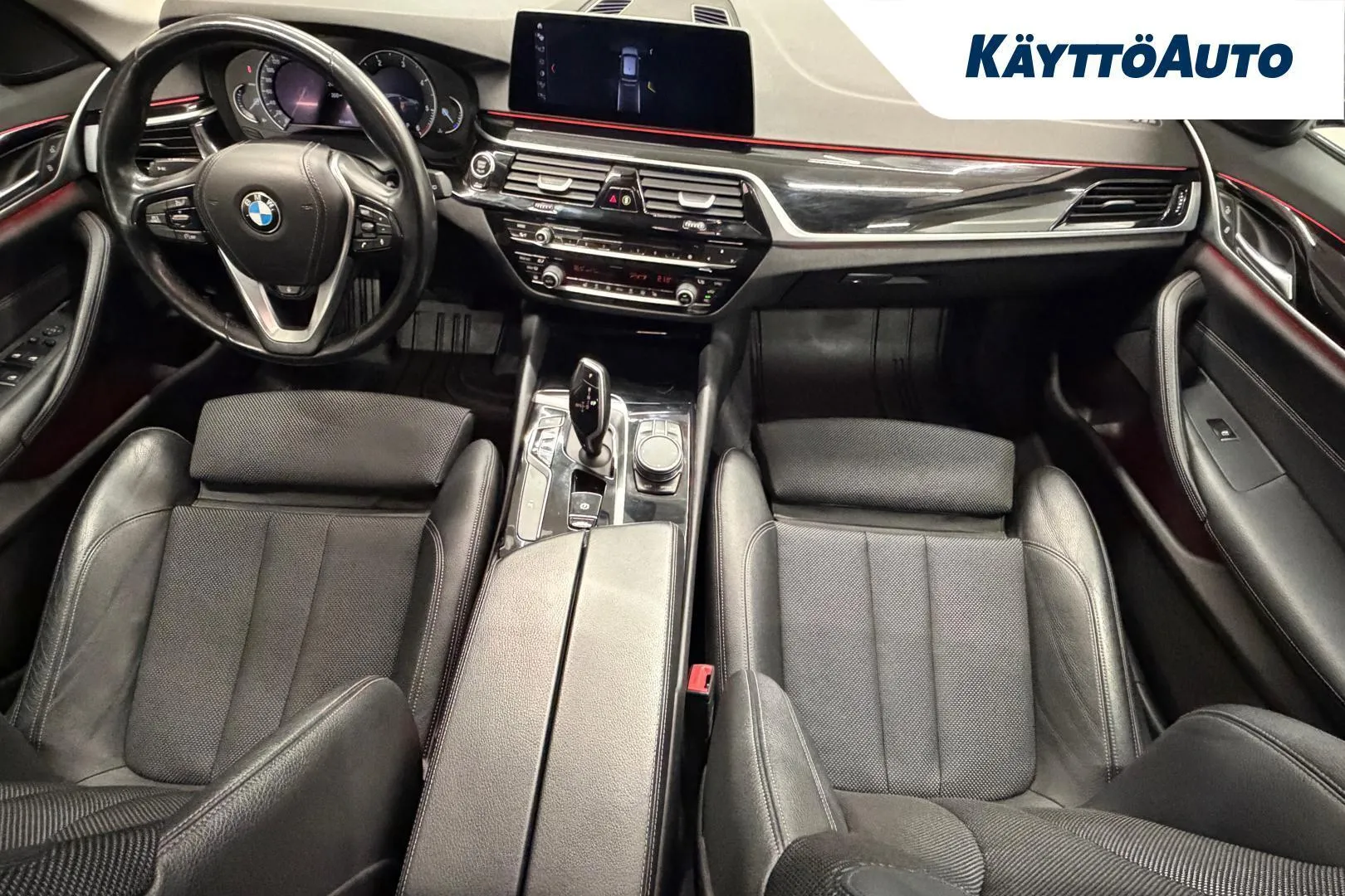 BMW 520 FOU-767 carousel image