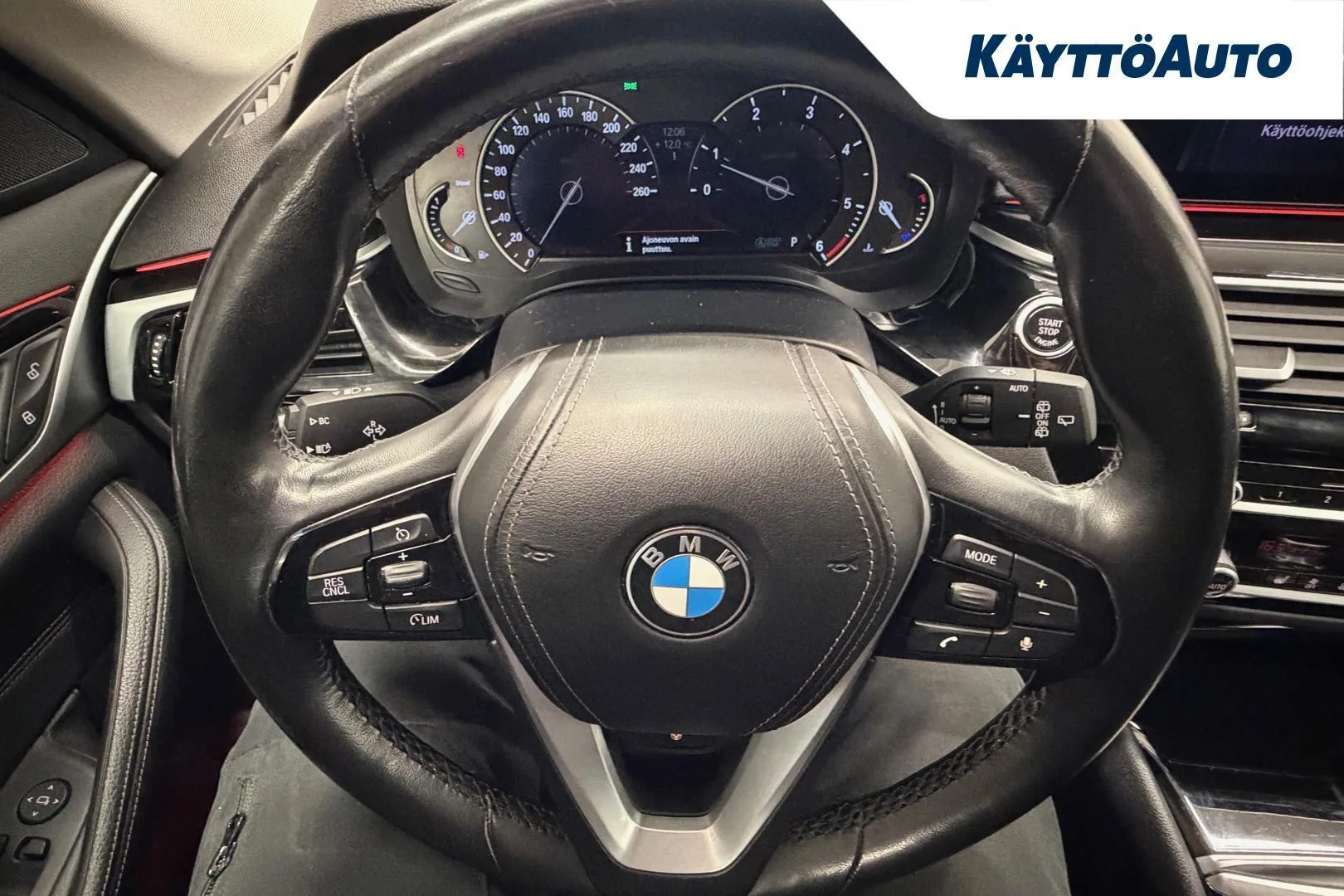 BMW 520 FOU-767 carousel image