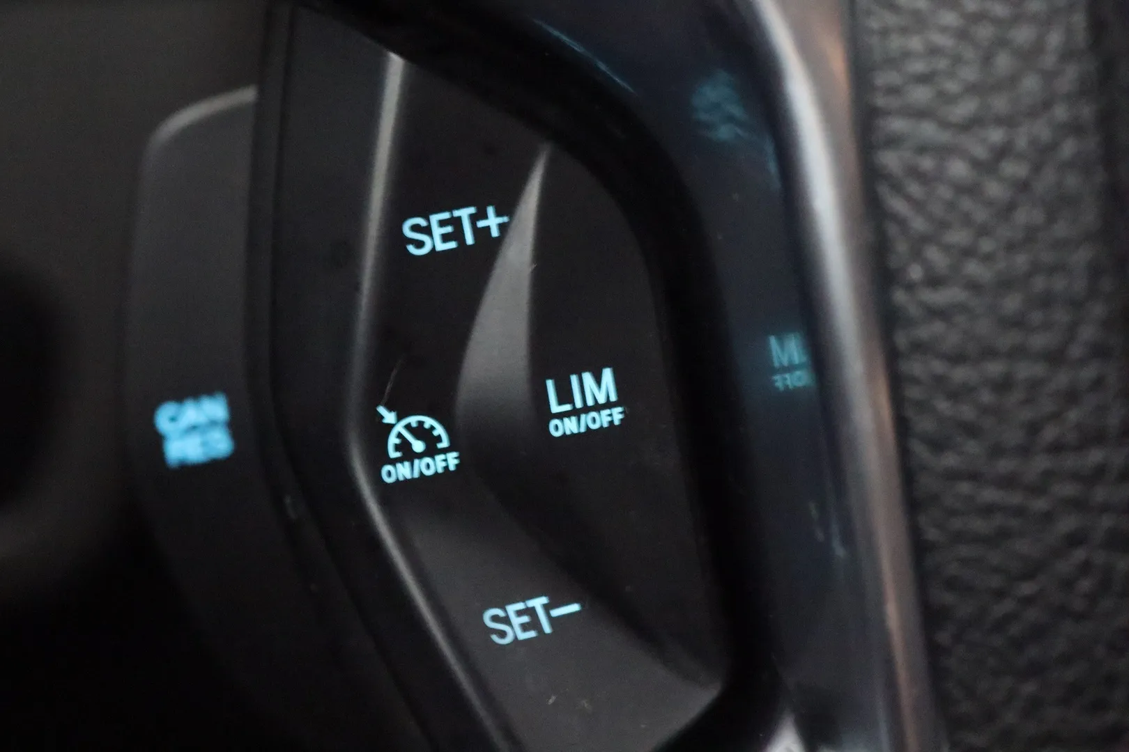 Ford Transit Connect FSN-421 carousel image