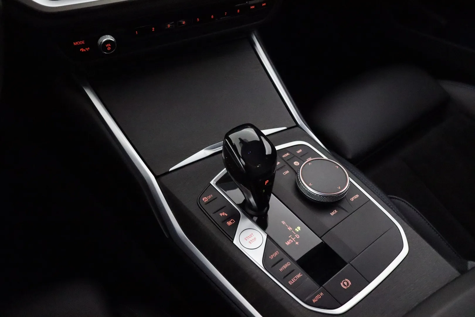 BMW 330 NMZ-600 carousel image