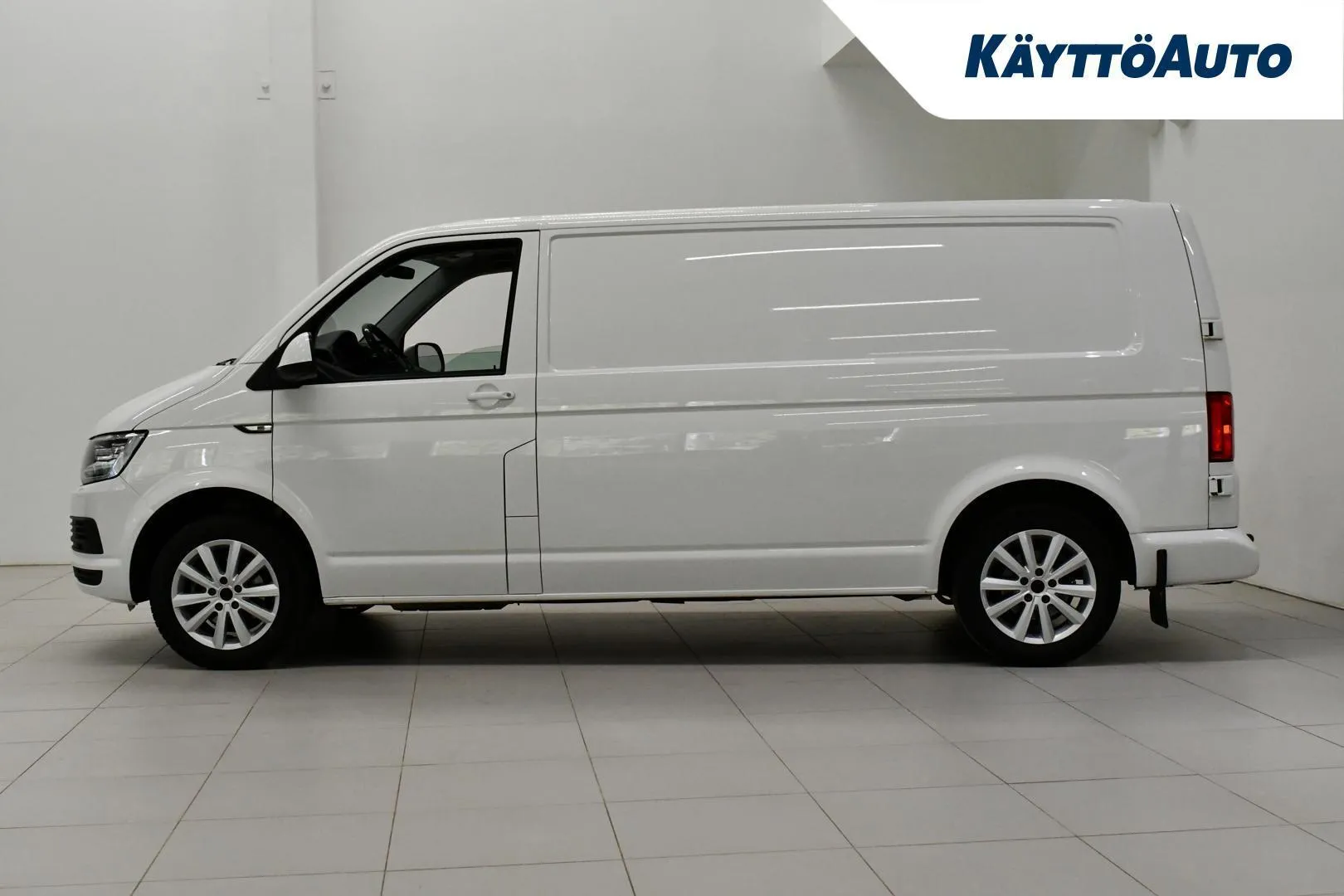 Volkswagen Transporter YLE-110 carousel image