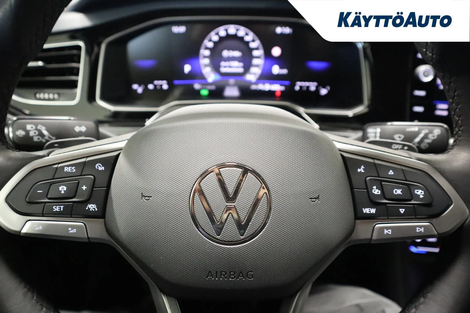 Volkswagen Taigo EVL-570 carousel image