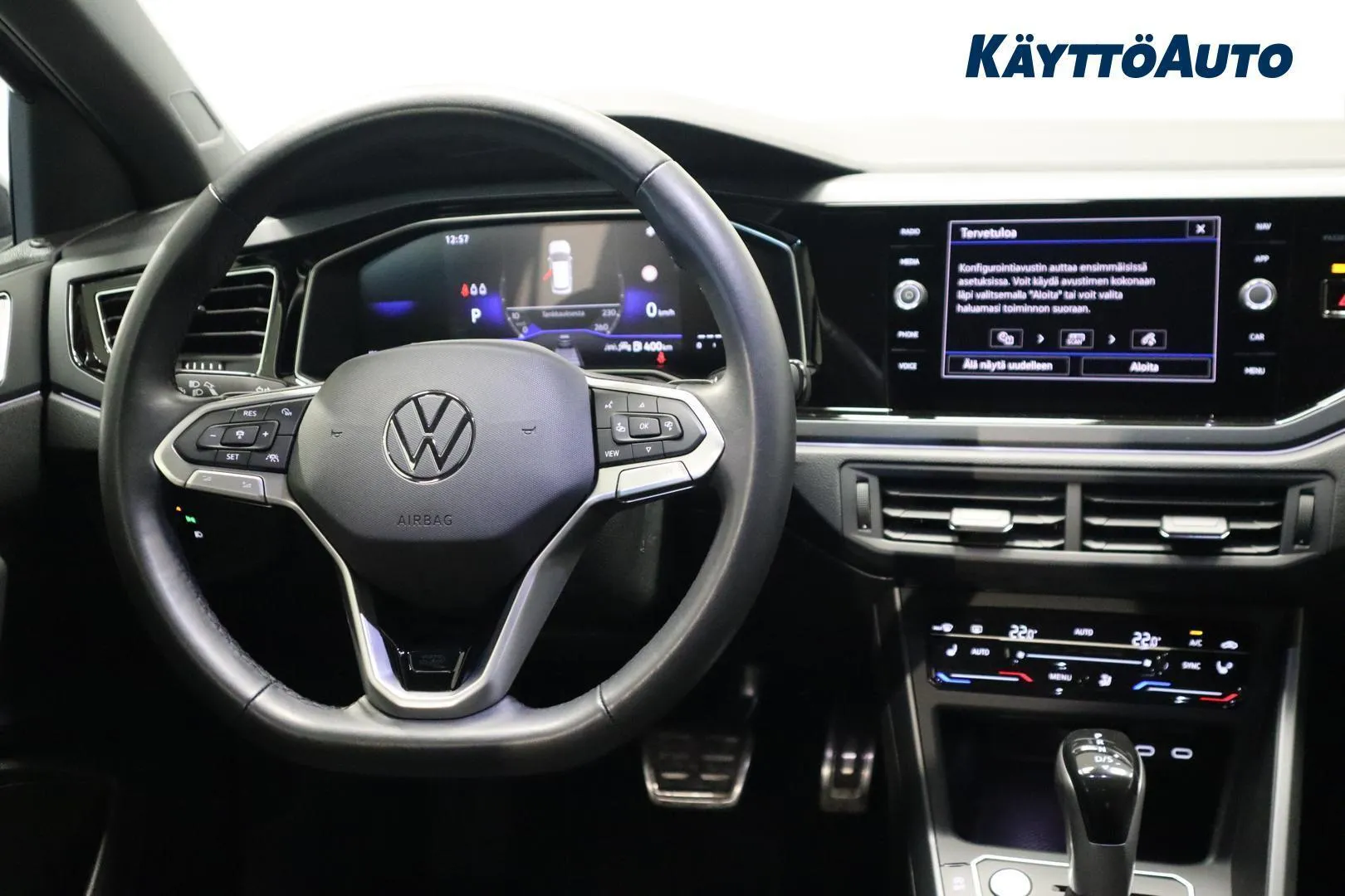 Volkswagen Taigo EVL-570 carousel image