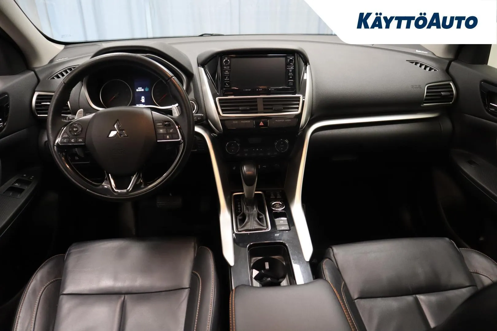 Mitsubishi Eclipse Cross OXS-963 carousel image