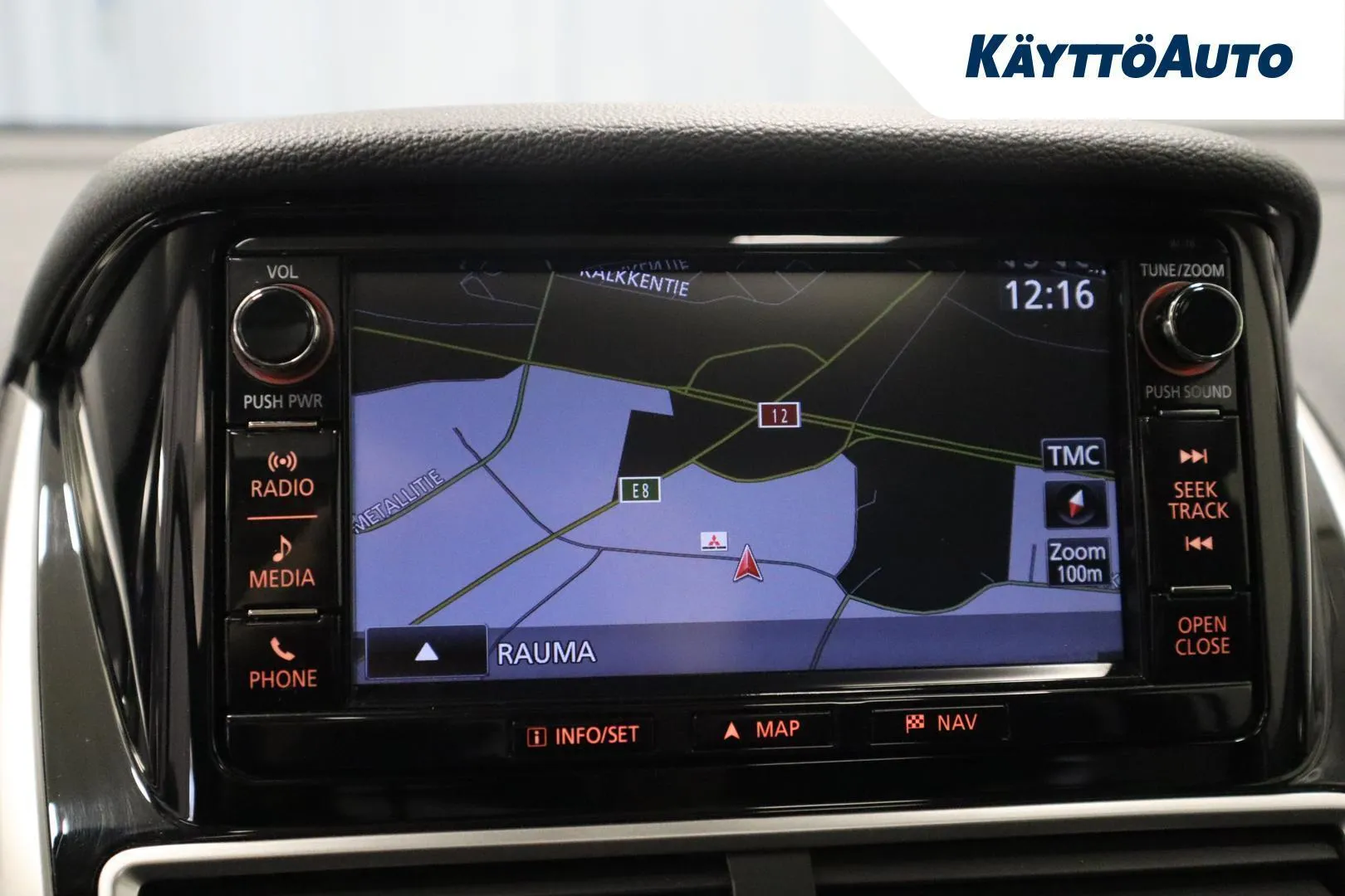 Mitsubishi Eclipse Cross OXS-963 carousel image