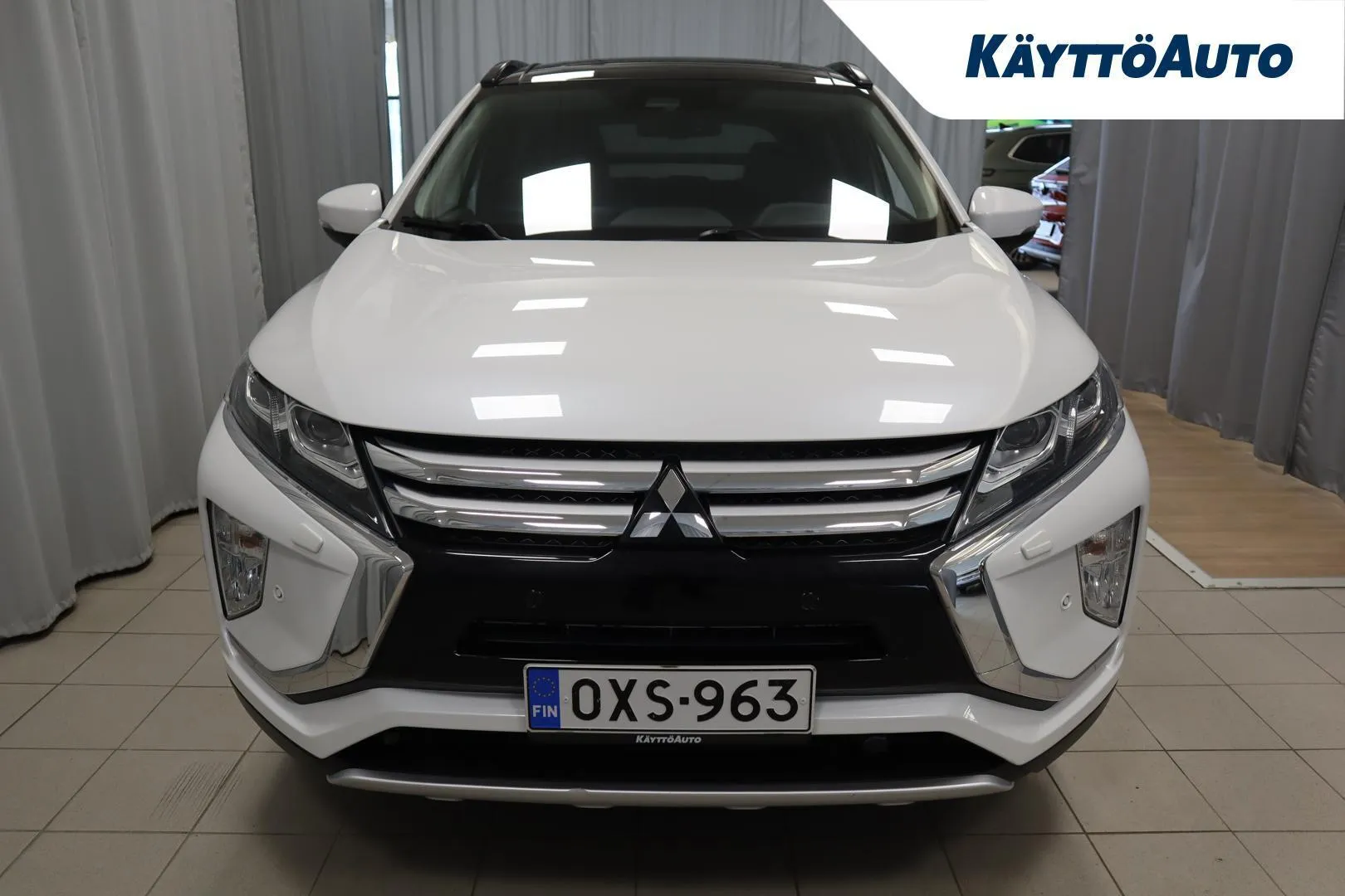Mitsubishi Eclipse Cross OXS-963 carousel image