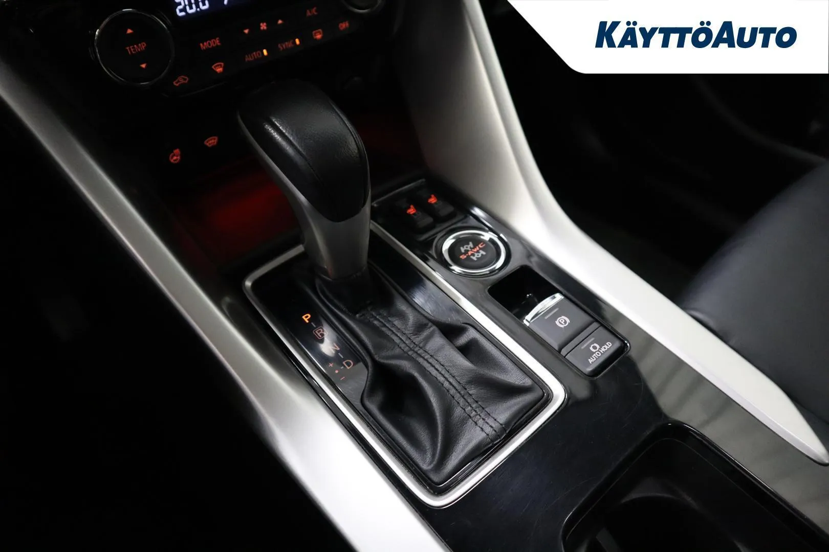 Mitsubishi Eclipse Cross OXS-963 carousel image