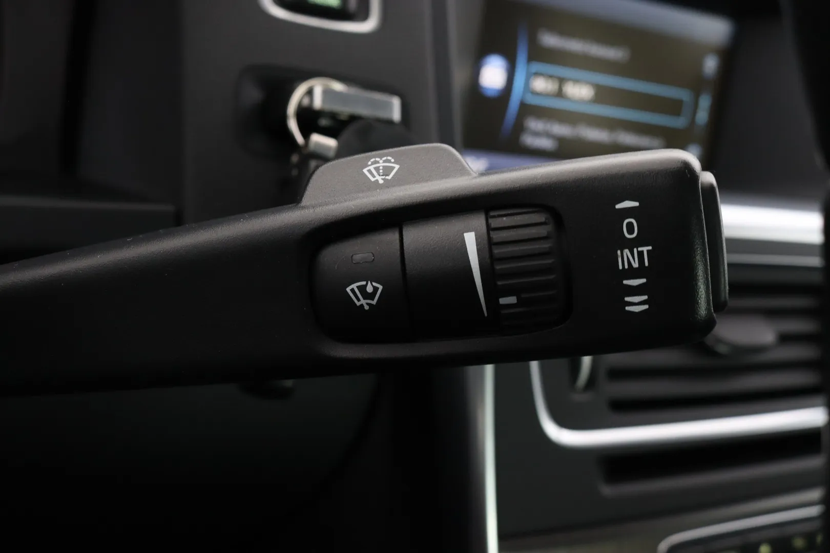 Volvo S60 SNT-832 carousel image