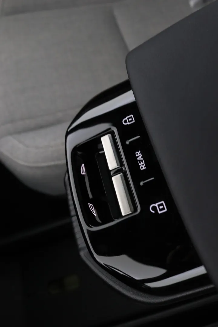 Volvo EX30 IST-142 carousel image