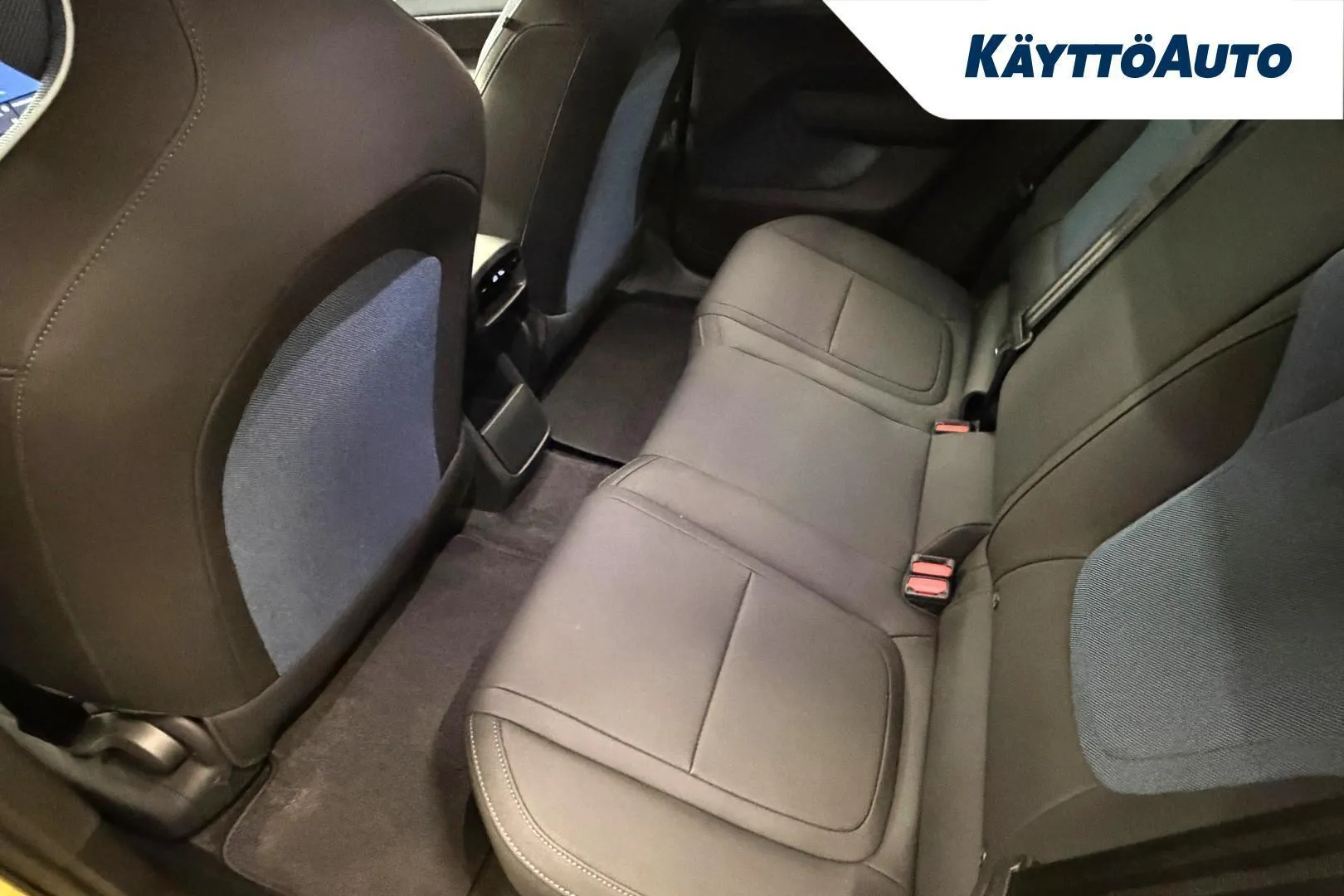 Volvo EX30 IRU-871 carousel image