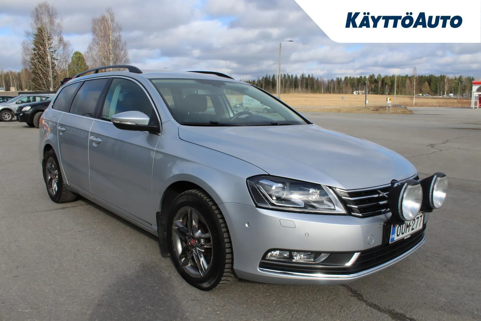 Volkswagen Passat OUM-277 carousel image