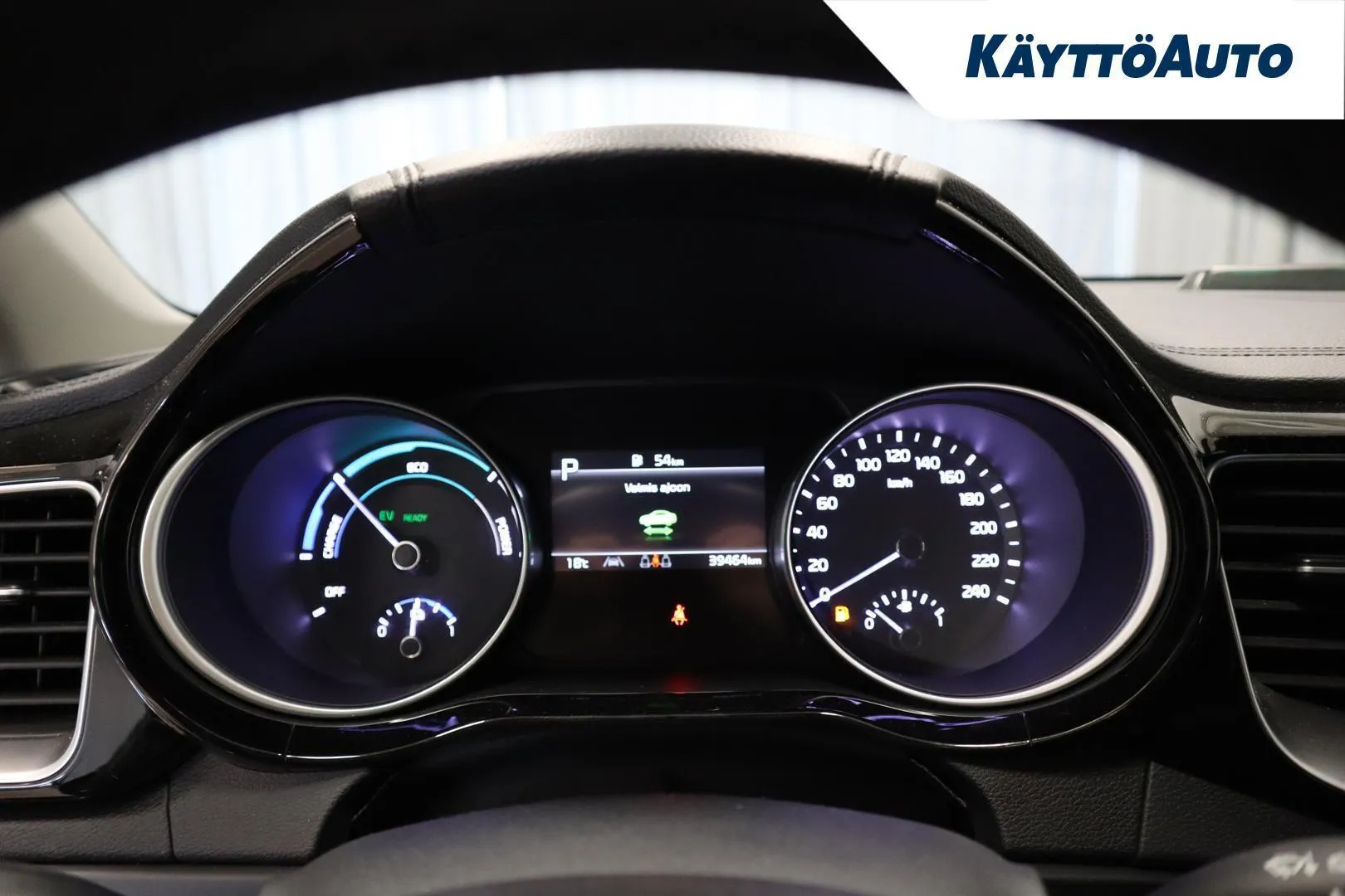 Kia Ceed NNR-490 carousel image