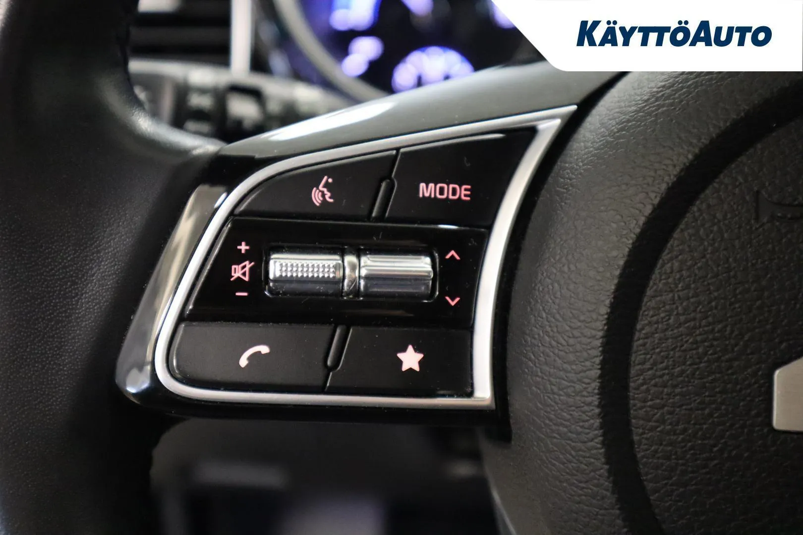 Kia Ceed NNR-490 carousel image
