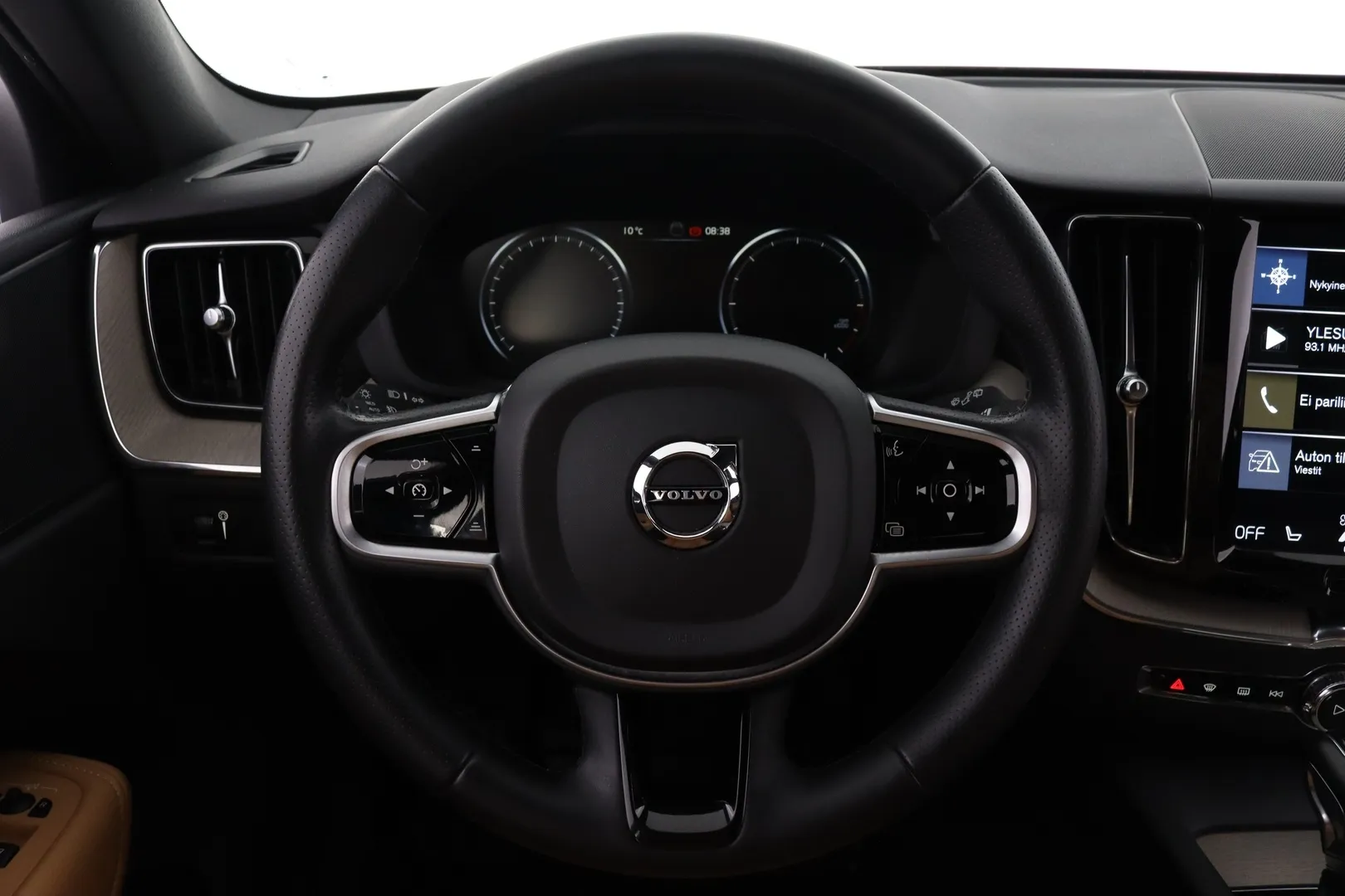 Volvo XC60 JKX-860 carousel image