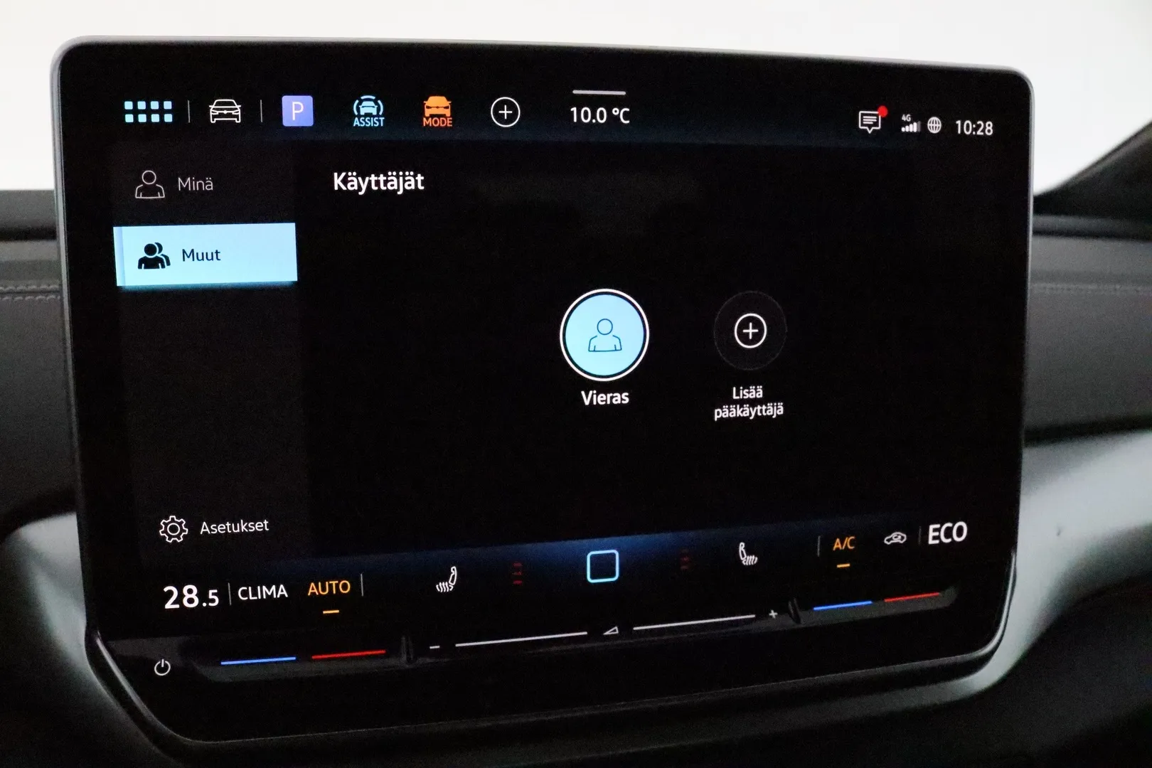 Volkswagen ID.4 ZPZ-843 carousel image