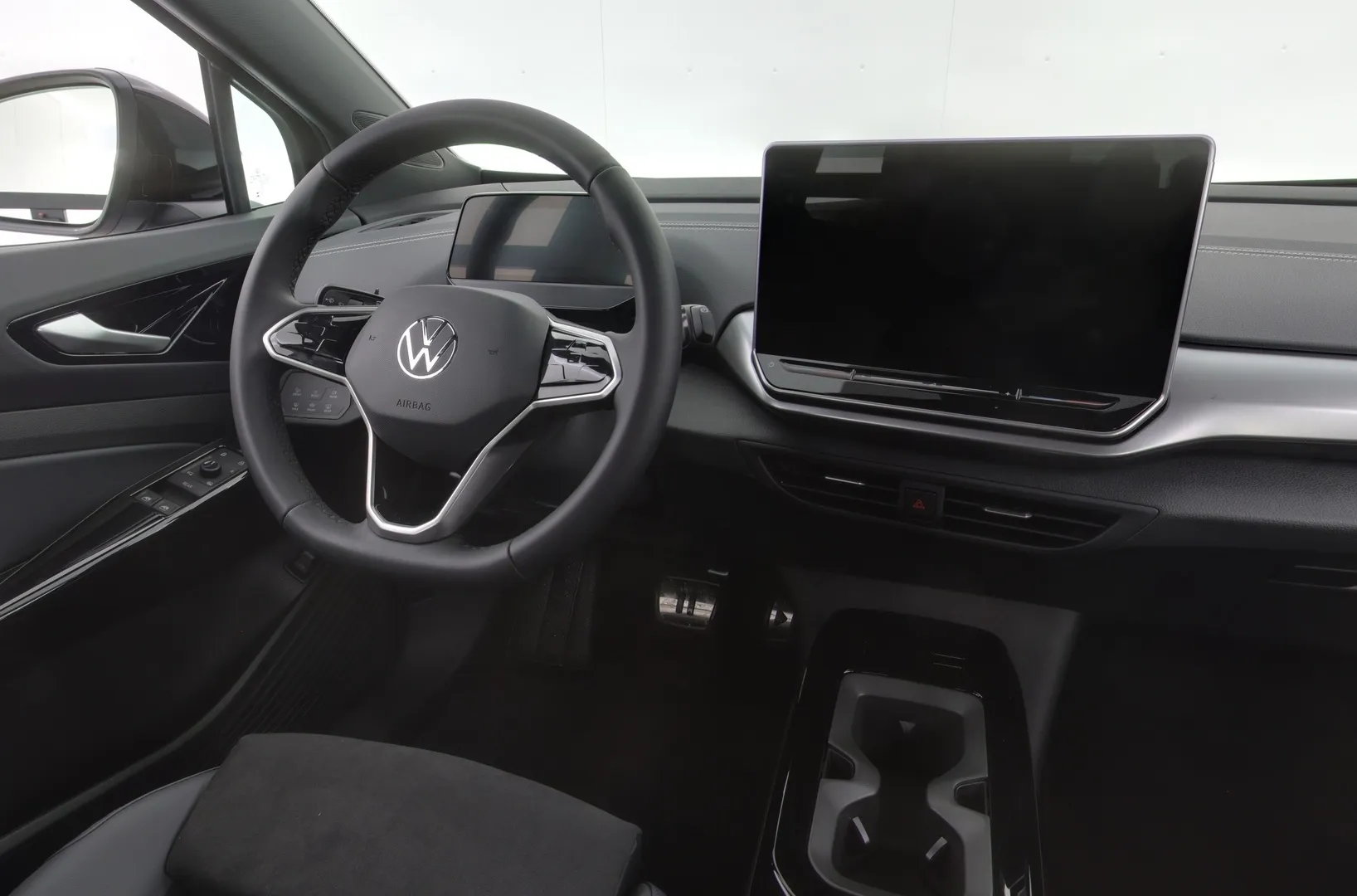 Volkswagen ID.4 ZPZ-843 carousel image