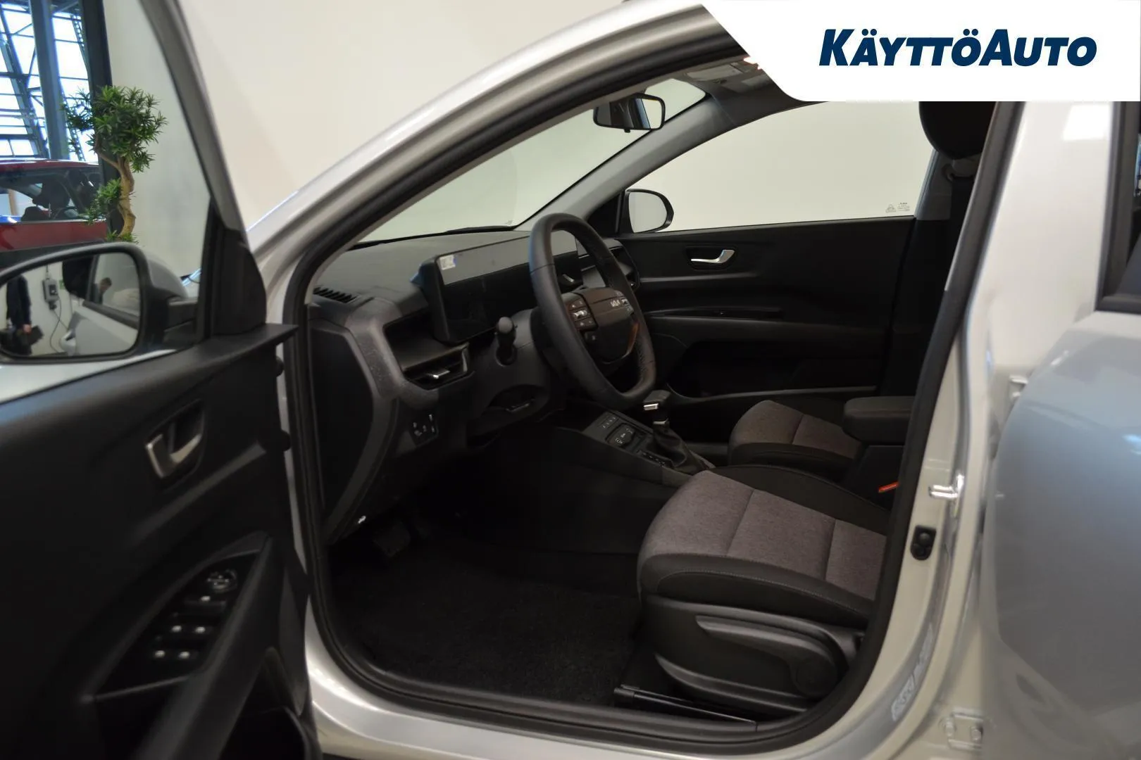 KIA STONIC MRR-313 carousel image