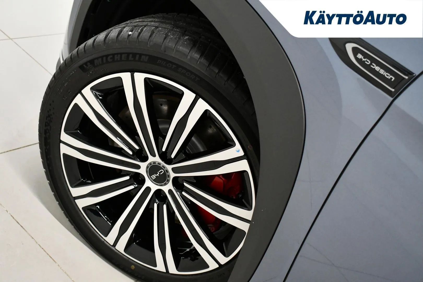 BYD SEALION 7 GRO-168 carousel image